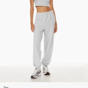 TNA Terry Fleece Mega Sweatpants | Size M